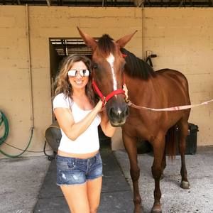 Meet your Posher, Gina